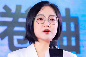 15年前脑瓜一热，拜师学易混迹神棍圈，从此命运的齿轮开始转动…